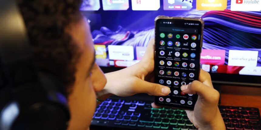 consulta-publica-sobre-regulacao-de-redes-sociais-vai-ate-o-dia-17