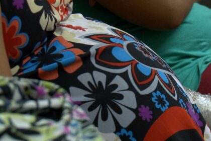 uma-em-cada-23-adolescentes-torna-se-mae-por-ano-no-pais,-diz-pesquisa