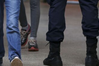 sp:-governo-vai-recorrer-para-contratar-pms-como-monitores-de-escolas