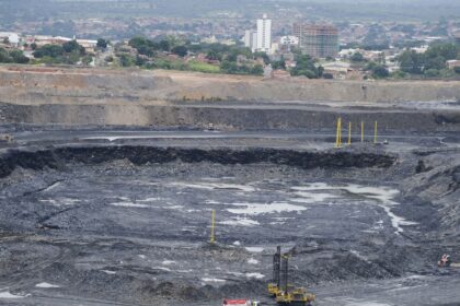 mostra-de-cinema-questiona-custos-da-extracao-mineral-no-pais