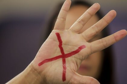 mortes-intencionais-caem-5,4%-no-pais-em-2024;-feminicidios-sobem-19%