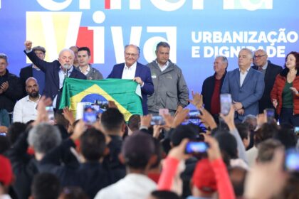 lula-anuncia-programa-que-investira-r$-4,67-bilhoes-em-bairros-pobres