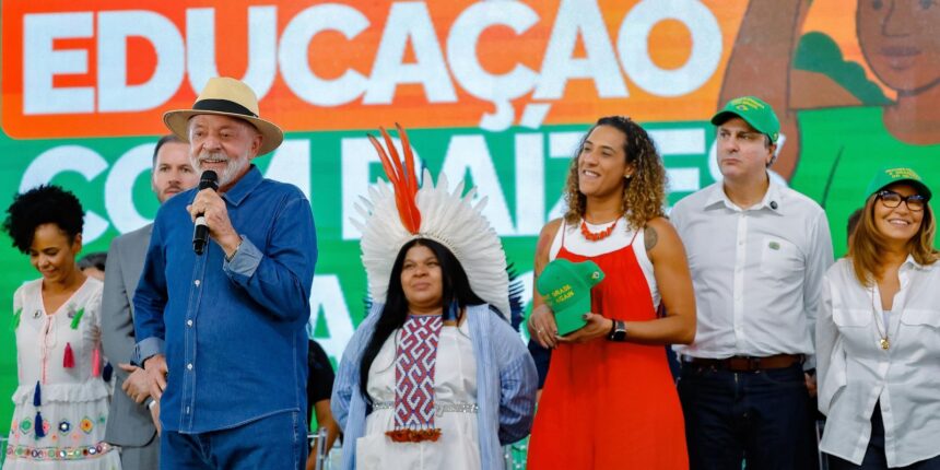 lula-mantem-disposicao-para-o-dialogo,-mas-critica-recusa-de-trump
