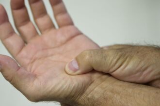 lei-define-fibromialgia-como-deficiencia-em-todo-pais-a-partir-de-2026