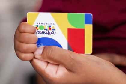 caixa-paga-bolsa-familia-a-beneficiarios-com-nis-de-final-6