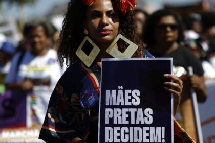 mulheres-negras-reivindicam-justica-e-bem-viver-em-marcha-no-rio