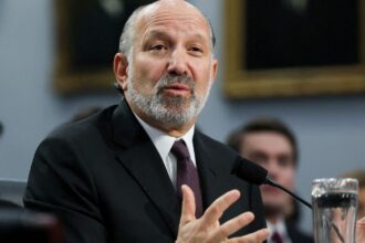 secretario-dos-eua-diz-que-entrada-em-vigor-de-tarifas-nao-sera-adiada