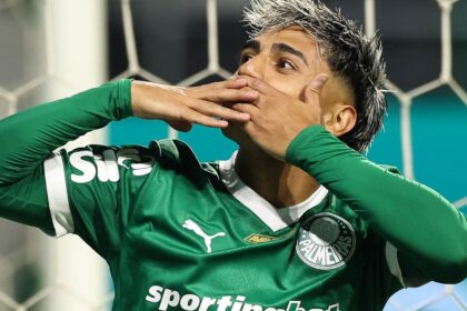 palmeiras-bate-o-gremio-e-cola-em-cruzeiro-e-flamengo-no-brasileirao