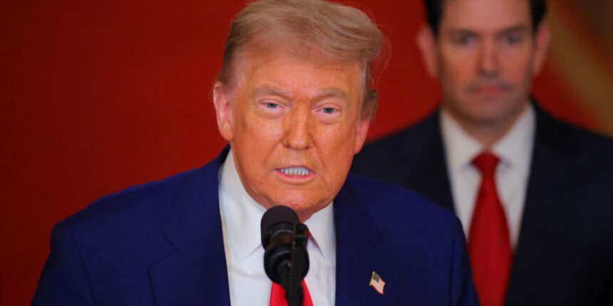 trump-assina-tarifa-de-50%-e-considera-brasil-ameaca-aos-eua