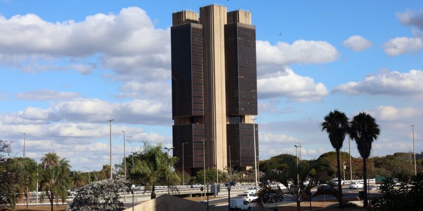 copom-mantem-juros-basicos-da-economia-em-15%-ao-ano