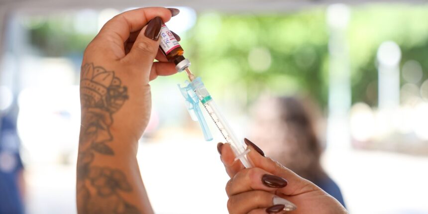 saude-abre-consulta-sobre-inclusao-da-vacina-meningo-b-no-sus