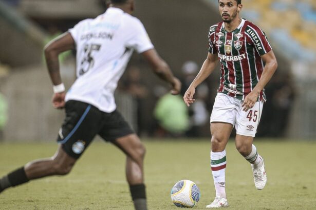 duelo-de-tricolores:-flu-recebe-gremio-pela-18a-rodada-do-brasileirao