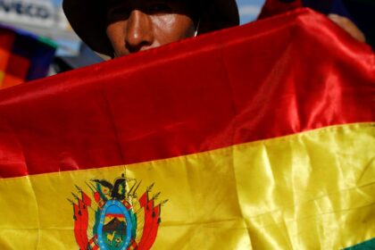 bolivia:-direita-lidera-pesquisas-para-presidencia-apos-19-anos