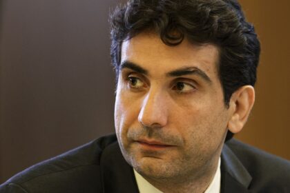 pix-deve-permanecer-sob-gestao-publica,-diz-galipolo