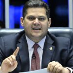 com-plenario-obstruido,-senado-tera-sessao-remota,-diz-alcolumbre