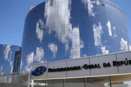 pgr-recorre-para-limitar-alcance-de-ampliacao-do-foro-privilegiado