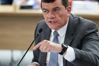 defesa-alega-que-ex-ministro-atuou-“ativamente”-contra-golpe-de-estado