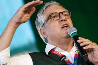 padilha-diz-ser-“ato-covarde”-cancelamento-de-vistos-da-filha-e-esposa