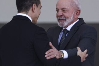 relacoes-com-paises-sul-americanos-sao-prioridades,-diz-lula-a-noboa