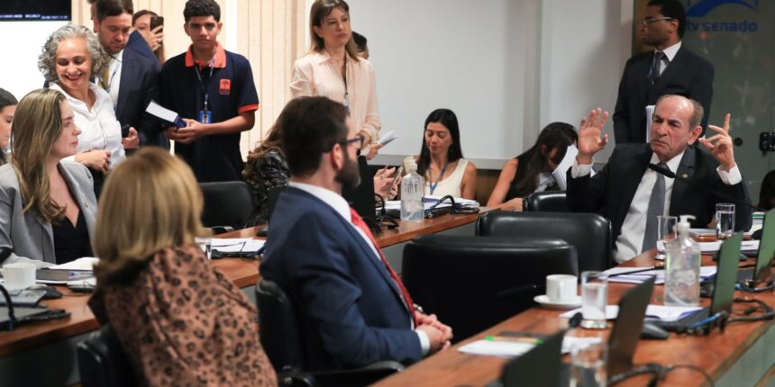 ccj-do-senado-aprova-novo-codigo-eleitoral-com-900-artigos