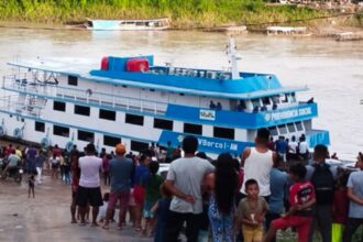 inss-usa-barcos-para-orientar-aposentados-da-amazonia-sobre-descontos