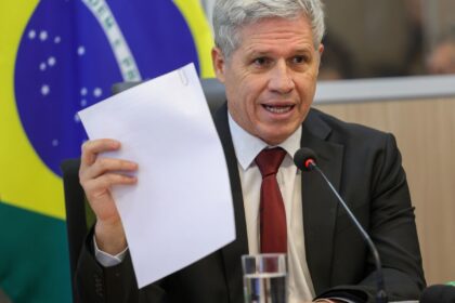 governo-pode-prorrogar-brasil-soberano,-diz-teixeira