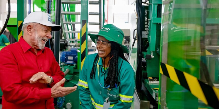 biocombustivel-de-macauba-mudara-vida-de-agricultores-em-mg,-diz-lula