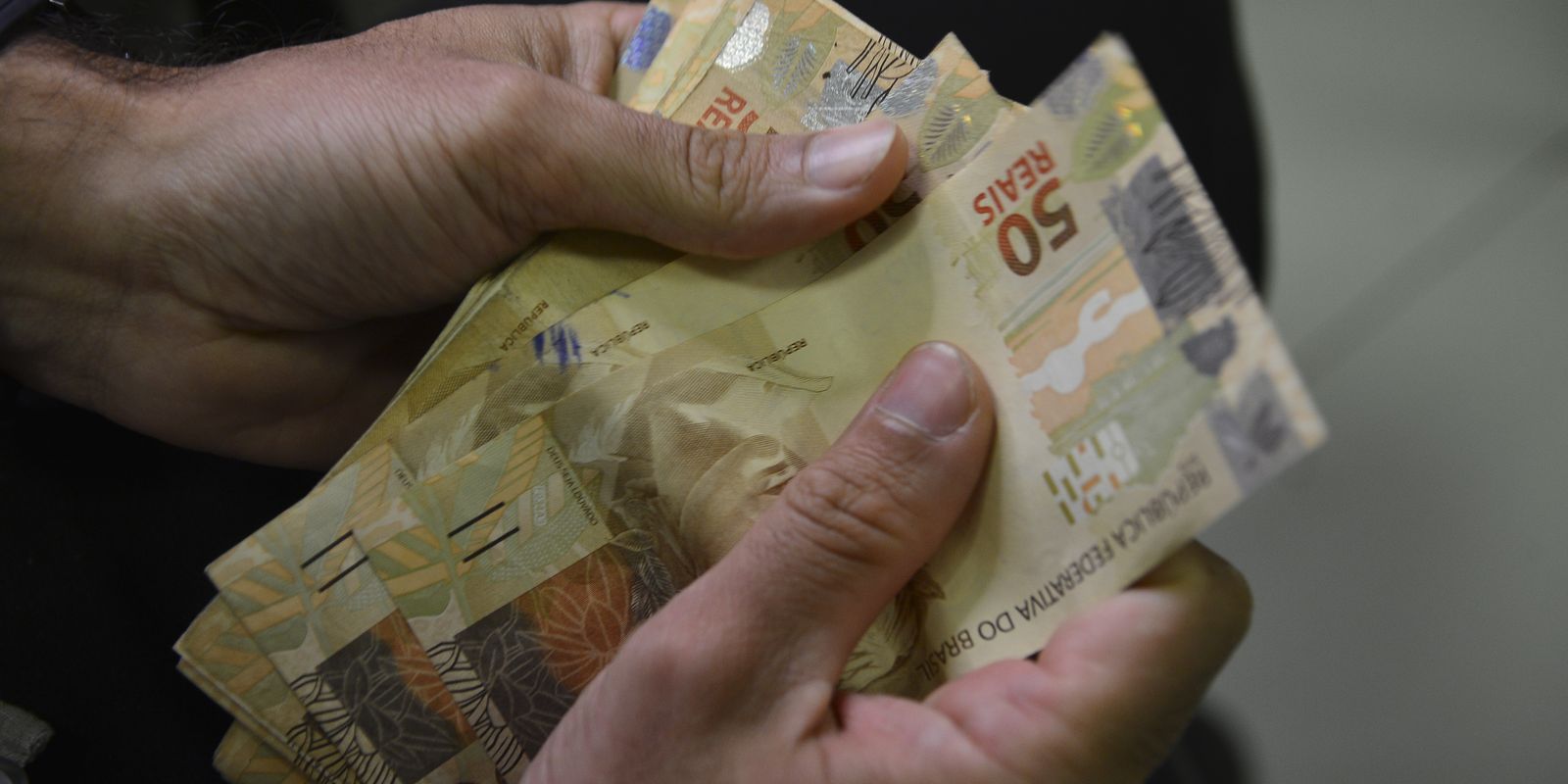 proposta-do-orcamento-de-2026-preve-salario-minimo-de-r$-1.631