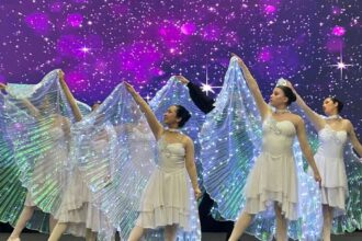 deficiencia-visual-e-danca:-nos-palcos,-sinto-que-posso-voar”