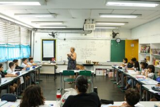 carteira-nacional-do-professor-sera-entregue-em-outubro,-anuncia-mec