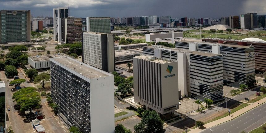 cgu-abre-40-processos-sobre-descontos-ilegais-em-pensoes-do-inss