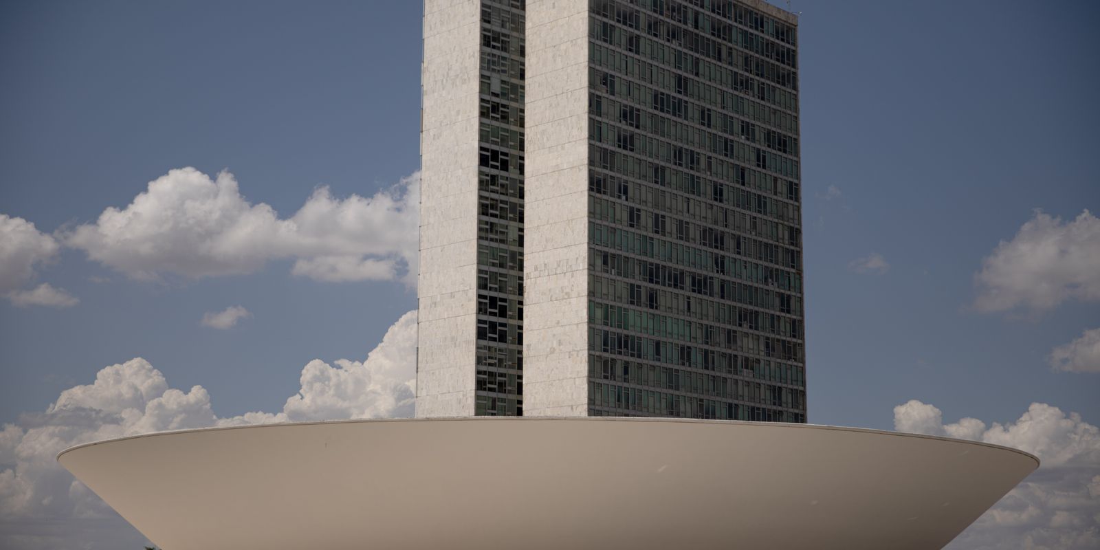 senado-aprova-pec-que-muda-regras-dos-precatorios