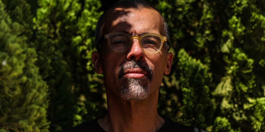 jamil-chade-relata-desumanizacao-de-imigrantes-sob-trump-em-distopia