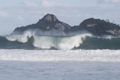 jovens-de-9-paises-participam-de-curso-de-pesquisas-oceanicas-no-rio