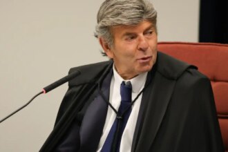 fux-vota-para-anular-acao-penal-sobre-golpe-por-cerceamento-de-defesa