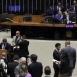 aprovada-urgencia-de-pl-que-libera-r$-1,5-bi-para-saude-e-educacao