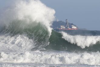 familia-identifica-corpo-da-jovem-que-desapareceu-na-praia-do-leme
