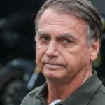 apos-retirada-de-lesoes-da-pele,-bolsonaro-volta-a-prisao-domiciliar