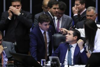 pec-da-blindagem-se-estendera-a-deputados-estaduais-e-distritais