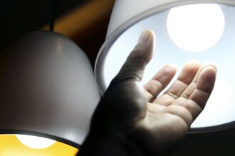 gratuidade-em-conta-de-luz-para-baixa-renda-vai-a-sancao-presidencial