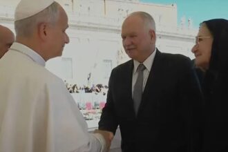 antes-de-assumir-presidencia-do-stf,-fachin-visita-papa-leao-xiv