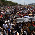 no-df,-ato-contra-anistia-e-pec-da-blindagem-levam-milhares-as-ruas