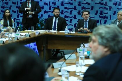 lideres-devem-avaliar-hoje-isencao-do-ir-ate-r$-5-mil,-diz-motta