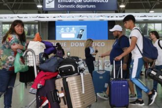 galeao-deve-chegar-a-30-milhoes-de-passageiros-em-3-anos,-diz-ministro