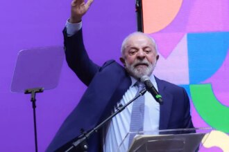 em-conferencia,-lula-diz-que-autoritarismo-teme-as-mulheres