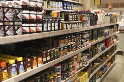 ipea-acompanha-bc-e-reduz-projecao-de-inflacao-para-4,8%-em-2025