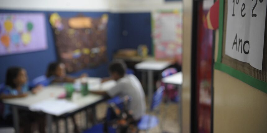 educacao-deve-ser-direito-e-nao-heranca-de-classe,-diz-especialista