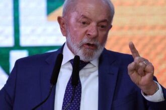 na-ilha-de-marajo,-lula-inaugura-creche-que-ficou-com-obra-paralisada