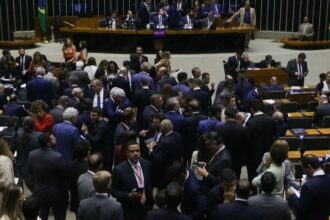 camara-aprova-isencao-do-ir-para-quem-ganha-ate-r$-5-mil