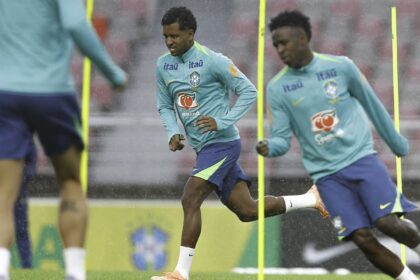 amistosos:-ancelotti-comanda-1o-treino-da-selecao-na-coreia-do-sul